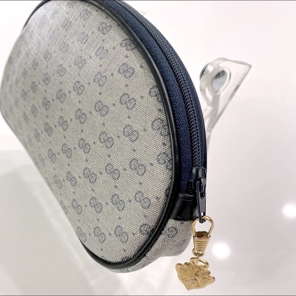 Authentic 💯Gucci blue Monogram cosmetic Bag! - Picture 2 of 16